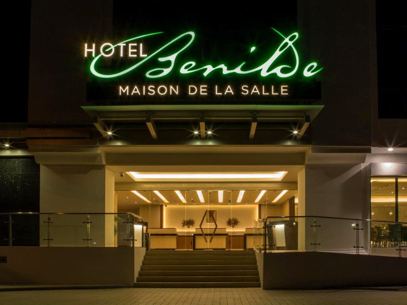 Hotel Benilde Maison De La Salle (Facade)